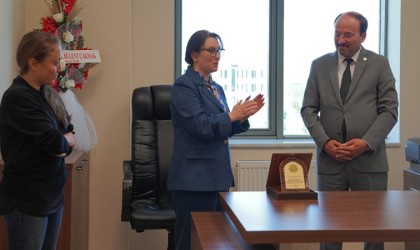 ETÜde bayrak değişimi