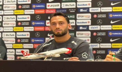 Hakan Çalhanoğlu: “Çekya maçına odaklanıp, inşallah grup etabını geçeceğiz”