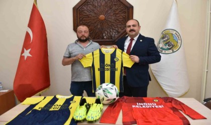 İnönü Belediyesi amatör spor kulüplerine desteğe devam ediyor