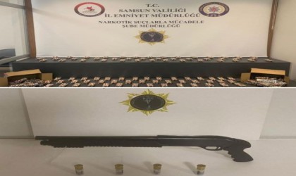 Kargo paketinde uyuşturucu çıktı: 2 gözaltı