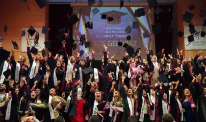 KBÜde mezuniyet coşkusu sürüyor