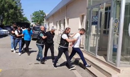 Kocaelide viyadük altına götürdükleri şahsı öldüresiye dövüp kameraya aldılar: 4 gözaltı