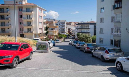 Kuşadası Belediyesinden kesintisiz yol mesaisi