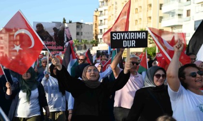 Kuşadasında Gazzeye destek yürüyüşü