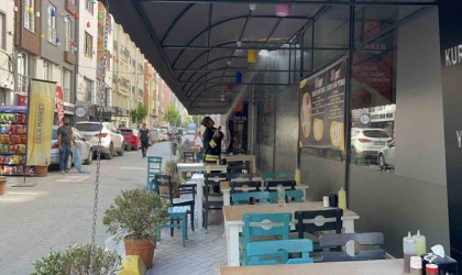 Lokantanın bacasında çıkan yangın paniğe sebep oldu