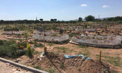 Mahkemeye taşınan mezarlıkla ilgili bilirkişi raporu çıktı