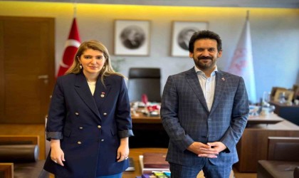 Malatyanın sembol yapılarından Yeni Camideki restore çalışmalarına hız verildi