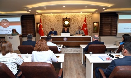 Manisada kadına yönelik şiddetle mücadele komisyonu toplandı