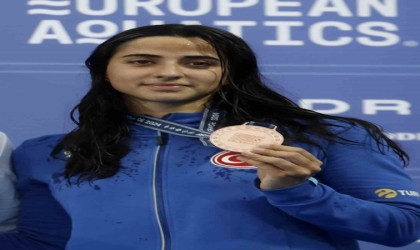 Milli yüzücü Deniz Ertan, Avrupa Şampiyonasında finale yükseldi