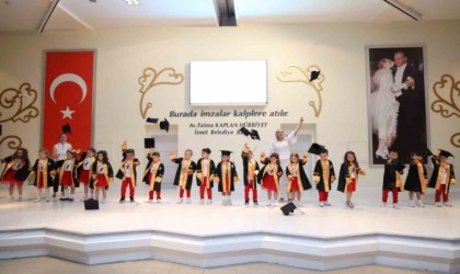 Minikler mezuniyet coşkusu yaşadı
