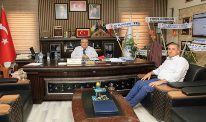 Muhtarlar, Belediye Başkanı Cengiz Arslan ile bir araya geldi