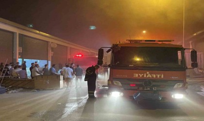 Önce kundakladı, sonra itfaiyenin önünü kesip havaya ateş açtı