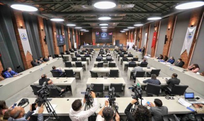 Pamukkale Belediyesi borçlanmaya devam ediyor