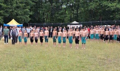 Pehlivanlar Tokatta kapıştı