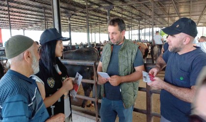 Polisten hayvan satıcılarına sahte para uyarısı