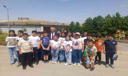 Şahinbey Belediyesi öğrencilerin yüzünü güldürüyor