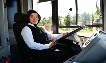 Samsunun Nazime kaptanı, otobüs şoförü olarak çalışıyor