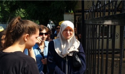 Sınava geç kalanların hayalleri yıkıldı, gözyaşları sel oldu