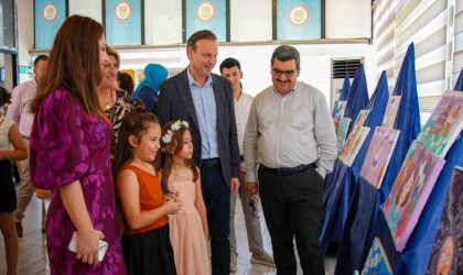 Tarsusta kursiyerler yaptıkları eserleri sergiledi