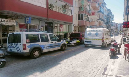 Yaşlı kadın evinde ölü olarak bulundu