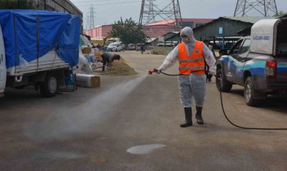 Yıldırımda kurban satış yerleri ilaçlanıyor