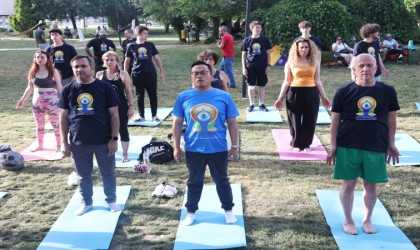 Yoga Gününü birlikte kutladılar