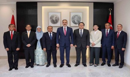 Bakan Fidan, ASEAN Ankara Büyükelçileri ile görüştü