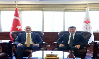 Bakan Işıkhandan Tarım ve Orman Bakanı Yumaklıya ziyaret