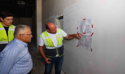 Başkan Büyükkılıçtan yapımı süren Kent Müzesinde inceleme