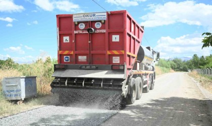 Battalgazide 30 kilometre sathi asfalt serimi gerçekleştirdi