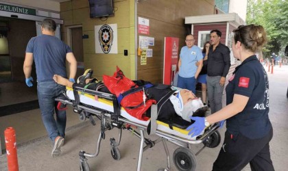 Bursada minibüs tarlaya uçtu, sürücü yaralandı