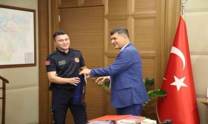 Büyükşehirden ‘can dostu kurtaran itfaiye personeline teşekkür