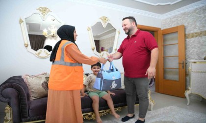 Çayırova Belediyesinden hoş geldin bebek seti hediyesi