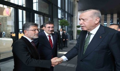 Cumhurbaşkanı Erdoğan: “ ABDnin Kongresinde soykırımcı bir katilin nasıl alkışlandığını tüm dünya izledi”