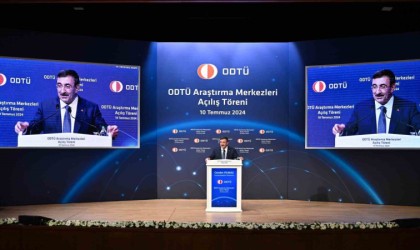 Cumhurbaşkanı Yardımcısı Yılmaz: “(Savunma sanayii ihracatı) Bu sene beklentimiz 7 milyar dolara kadar çıkması”