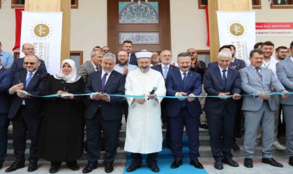 Diyanet İşleri Başkanı Erbaş, Eskişehir Teknik Üniversitesi Camii açışına katıldı
