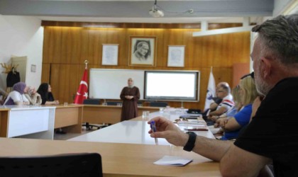 Eskişehir Valiliği kamuda engeli personeline eğitim vererek kaldırıyor