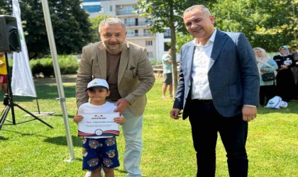 Genç yüzücüler sertifikalarını aldı