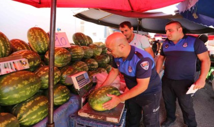 İlkadımda pazarlar kontrol altında
