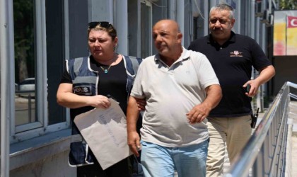 İzmirde 2 kişinin elektrik akımına kapılıp ölmesine ilişkin 14 gözaltı