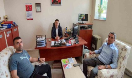 Kaymakam Gündoğdu kapalı spor salonundaki çalışmaları yerinde inceledi