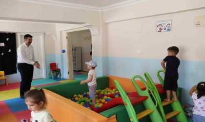 Kaymakam Kara 4-6 yaş Kuran kursunu ziyaret etti