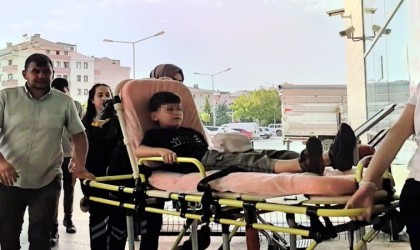 Kepçenin çarptığı çocuğun parmağı koptu