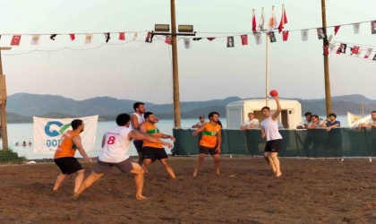 Köyceğizde Plaj Hentbolu Turnuvasında 14 takım mücadele etti