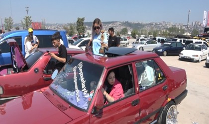 Modifiye tutkunları fuar alanında buluştu