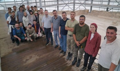 Rektör Kırışık Hadrianopolis Antik Kentini gezerek çalışmalar hakkında bilgi aldı