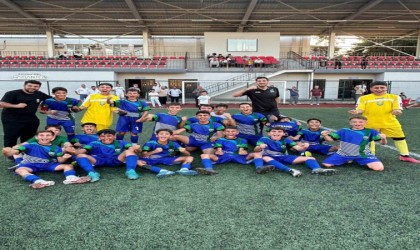 Şehitkamil U13 Futbol Takımı “namağlup şampiyon”