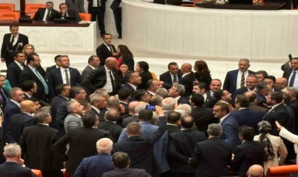 TBMM Genel Kurulunda tansiyon yükseldi