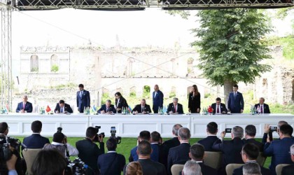 TDT Devlet Başkanları Gayrıresmi Zirvesinde Karabağ Deklarasyonu imzalandı