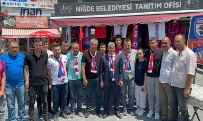 Vali Çelik taraftarların çağrısına kayıtsız kalmadı